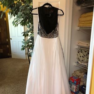 Black and White Blondie Prom Dress